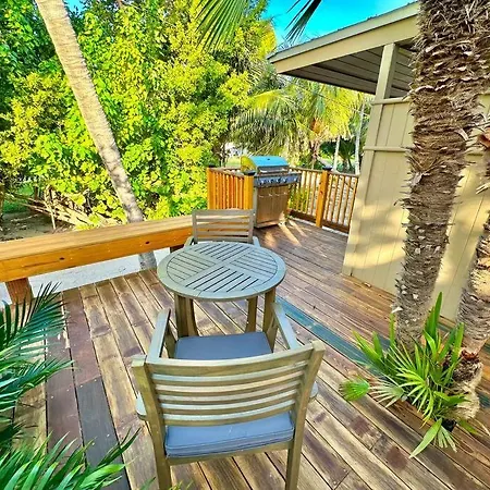 Bungalows Beach Key West - Little Hammock